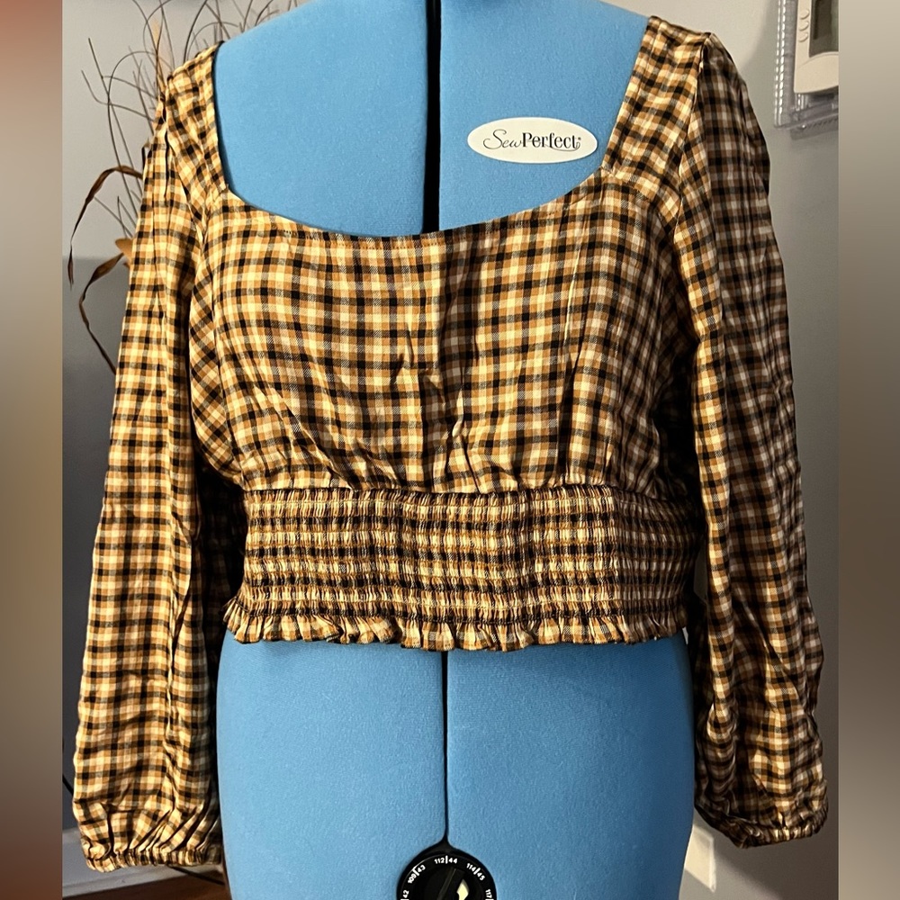 NWT BP plaid Woven Cropped Long Sleeve Crewneck size 3x